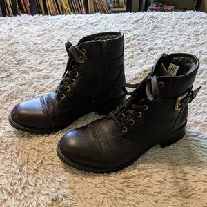 Clarks Swansea Lodge Leather Boots